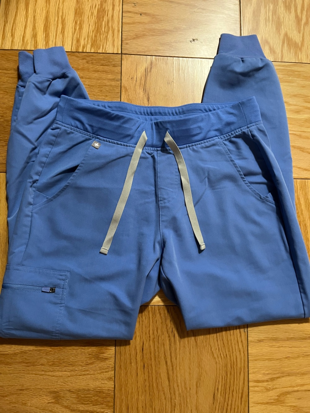 Figs Zamora Jogger Scrubs Pants - Celi Blue; Women’s Small